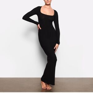 Skims soft lounge black onyx long sleeve dress ribbed S